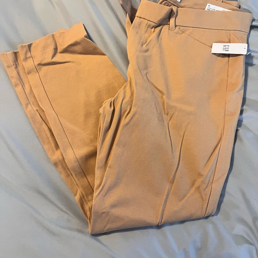 Signature Skinny Ankle Pants - Tan